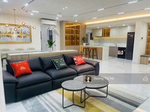 bán căn hộ happy valley 135m2,3pn hướng nam view hồ bán nguyệt. giá 10 tỷ 5. lh: ms hà