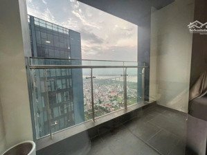 bán căn hộ sunshine city 3 ngủ 2 vệ sinh tầng cao tầm nhìn paronama view sông hồng