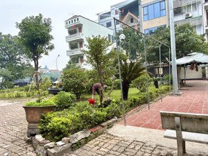 siêu phẩm lô góc phân lô x2b 4 tầng 50m2-16,5 tỷ-gần hồ