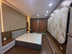 bán nhà riêng tại lĩnh nam, hoàng mai, hà nội, thang máy full nội thất, 34m x 5,5 tầng, 6 tỷ 900 tr