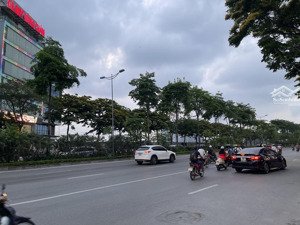 chính chủ bán đất lạc long quân, gần hồ tây, ô tô vào nhà, kinh doanh, sổ vuông 53m, 13,5 tỷ