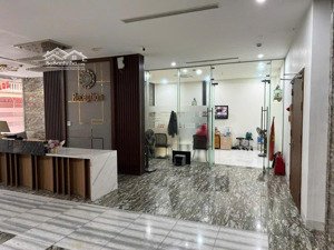 siêu phẩm lạc long quân- tây hồ- ô tô tránh tòa văn phòng 7 tầng 1 hầm .