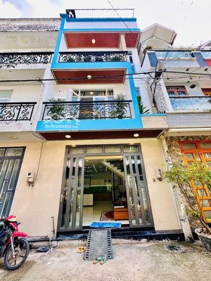 bán nhà riêng tại thạnh lộc 47, 4.98 tỷ 55m2, 4pn, 3wc, giá siêu hời!