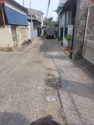 chính chủ bán nhà cấp 4 thổ cư 180m2 hố nai - biên hòa, xe hơi vào tận nơi - giá siêu tốt 3,45 tỷ