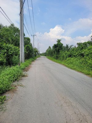 bán đất 2mt đẹp xuất sắc tại phan văn đáng, phú đông, nhơn trạch, đồng nai, 3 triệu/m2, 120000m2