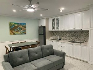 bán căn dualkey 2 cửa thiết kế 3pn và thêm 1 studio 40m2 riêng tổng 4pn chỉ 11,5tỷ