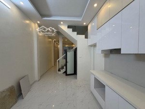 cần bán nhà thúy lĩnh - ngõ nông - nhà mới - 6 phòng - thông số đẹp - chỉ 7.4 tỷ