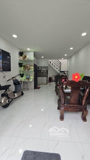hẻm ô tô sát mặt tiền nguyễn sơn 36m2, 2 tầng, 4 x9 chỉ 3.58 tỷ . phú thọ hòa tân phú. nhà mới