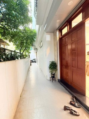 bán nhà mới ful đồ kim ngưu, 36m, 5 tầng, mt6m, 8.9 tỷ