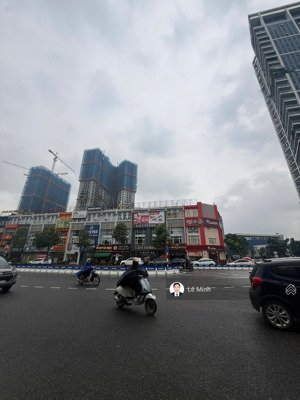 hiếm duy nhất 1 căn nhà phân lô vỉa hè ô tô tránh kinh doanh 56m mt 6m thang máy vuông đẹp 18.5 tỷ