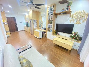 bán gấp căn hộ 2pn đã sẵn sổ, sẵn nội thất tại cc hà nội homeland, long biên
