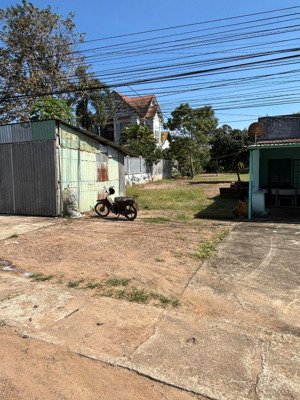 cần bán đất gần kcn tân bình 81m2 sẵn thổ cư giá chỉ 1 tỷ 250tr sẵn sổ còn thương lượng