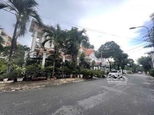 bán đất khu vip tên lửa 176m2 xe hơi chạy vi vu- khu nhà biệt thự