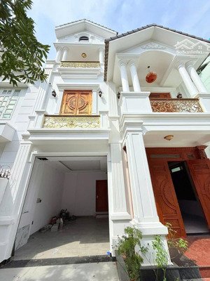 bán biệt thự siêu đẹp cao cấp mặt tiền đường trần cao vân, khu đại an, full thổ cư giá tốt 20 tỷ tl