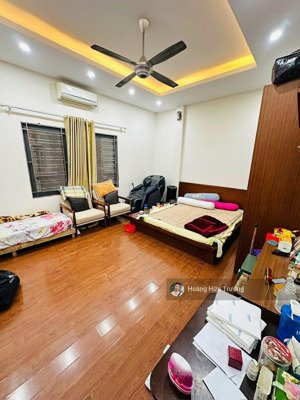 bán nhà ngọc khánh - ba đình dt 50m2 4 tầng - 20m ra phố - lô góc - dân xây chắc chắn