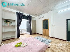 thuê studio ban công 30m2 - nhận 2,3 khách thoải mái - giá sinh viên - mới đẹp - gần ga saigon q3