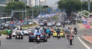 bán nhanh 420m2 mặt tiền tôn đức thắng kinh doanh sầm uất,lh 