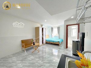 căn phòng full nội thất cửa sổ trời an ninh ngay quận tân phú