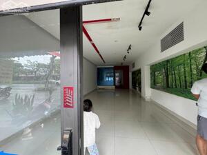  ̂ - Nhà Mặt Tiền - Nguyễn Phước Lan - Hoà Xuân -DT : 100m2 X 3 Tầng 300m2