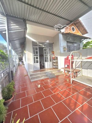 nhà 1 trệt 1 lầu hẻm xe hơi đường lý tế xuyên, phường linh đông, thủ đức