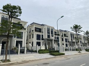 bán nhanh suất ngoại giao khu p ciputra giá tốt. 1 suất duy nhất 120m2 giá 350tr/m2