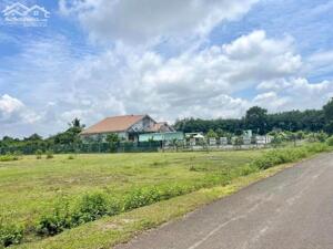 BÁN 2 LÔ 10X50=500M2 SỔ RIÊNG NGAY CHỢ, ĐƯỜNG 12M GIÁ 275TR