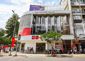 cho thuê nhà góc 2 mặt tiền đường sư vạn hạnh phường 12 quận 10.