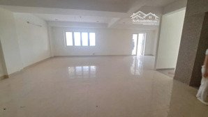 cho thuê nhà xưởng bình tân 10*20m, 3 lầu, có thang máy, pccc vách, đường cont