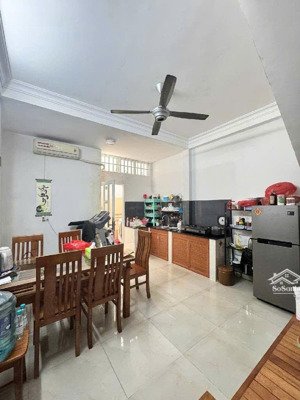 nhà đẹp đường hiệp bình, hẻm xe hơi thông, bán nhà tặng nội thất, 58m2, 5 tỷ 2