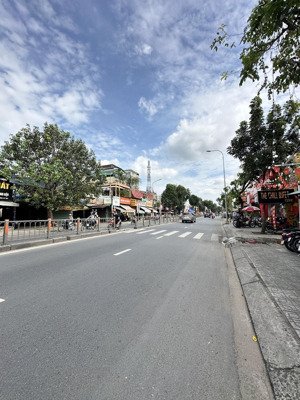 mặt tiền chợ quang trung p8 - kinh doanh đỉnh - 4.1x16m 65m2 - trệt lầu 3pn - xe tải - 6.65 tỷ shr