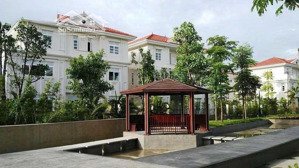 bán biệt thự mailand, sổ đỏ, 390m2. full nội thất, 100 tỷ . liên hệ e: 