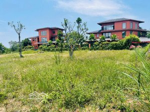 bán lô đất đẹp, vuông như bánh chưng, đường thông tứ phíatại xã cư yên, lương sơn, hoà bình.