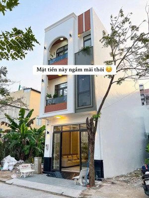 bán nhà 1 trệt 2 lầu nhà mới hoàn thiện vào ở ngay bình tân
