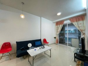 cho thuê orchard parkview 2pn 2wc nội thất gần đầy đủ giá 15.5 triệu gần sân bay 70m2