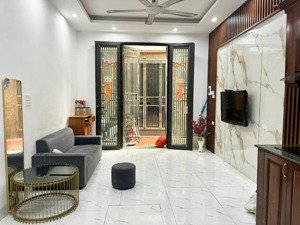 chính chủ gửi bán nhà 5 tầng tại tổ 12, yên nghĩa, hà đông, hà nội, dt 33m2x4,5 tầng giá 6,2 tỷ.