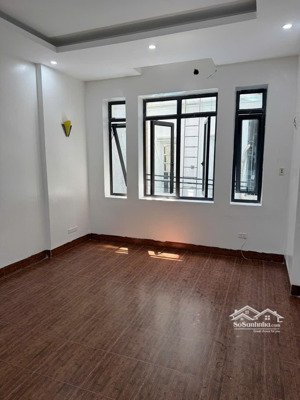 nhà đẹp đón tết, phố hoàng ngân - nguyễn ngọc vũ, 65m2 x 4 tầng ngõ thông rộng, giá chỉ 14.3 tỷ