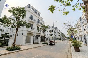 chính chủ bán biệt thự solasta mansion nam cường song lập 3 tầng 1tum 360.8m2 giá 33 tỷ:0916393862