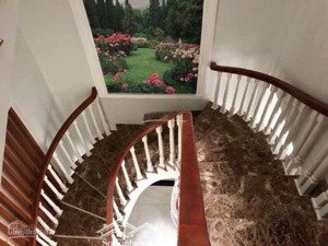 biệt thự nam thông 2 phú mỹ hưng cho thuê 8x18m 60tr/th 4pn 5wc