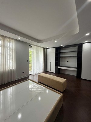 cho thuê nhà vườn 120m2 geleximco lê trọng tấn đã hoàn thiện full nội thất, thang máy!