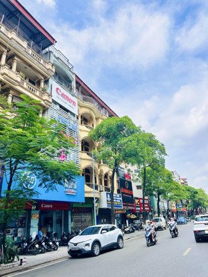 bán nhà tạ quang bửu - lê thanh nghị, 75m2 mặt tiền 5.2m, ngõ ba gác cách ô tô 30m, giá 13.1 tỷ