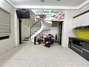 nhà lô góc phường bạch mai, ngõ thông 2 thoáng, chợ mơ, sổ đỏ cc, 5 tầng tặng nội thất, 33m2 * 5t