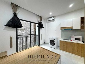 khai trương nhà ban công gần vạn hạnh mall - giá ưu đãi t12