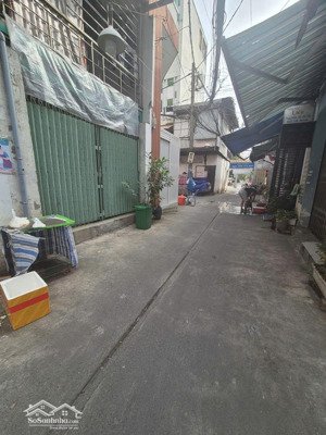 hxh đối diện công viên lê thị riêng ngay ga metro, dt 65m2, giá 13,3 tỷ