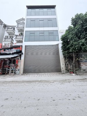 cho thuê nhà phạm văn đồng, 110m2, 6 tầng, mt 6.5m, thông sàn, thang máy, 65tr