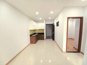 bcons plaza căn góc 56m2 2pn,2wc, đầy đủ nội thất, gần làng đại học, mặt tiền đường thống nhất