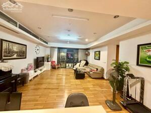 Bán CC Dolphin Plaza. Dt 154m, 3PN, 2WC; full NT, SĐCC - 11,7 tỷ. bao toàn bộ phí, có TL