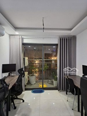 cần bán căn hộ tầng thấp oceanview cách biển 800m 1 phòng ngủ