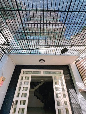 bán nhà hẻm 1 trục, hoàng hoa thám phú nhuận, 76m2 (4.5x17m) 4 tầng 5 phòng, 9.55 tỷ tl