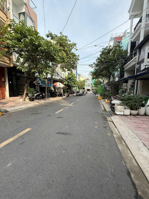 bán nhà xe hơi ngủ trong nhà mặt tiền đường số phạm thế hiển p4 q8