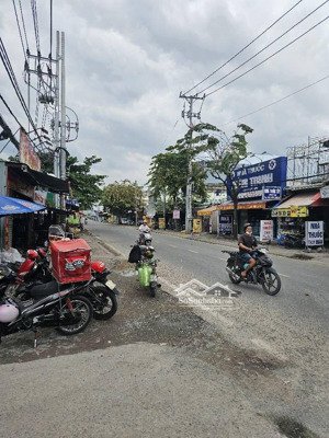 bán nhà mặt tiền lê văn lương - ngay trường học cấp 3 phước kiển - thích hợp kinh doanh buôn bán